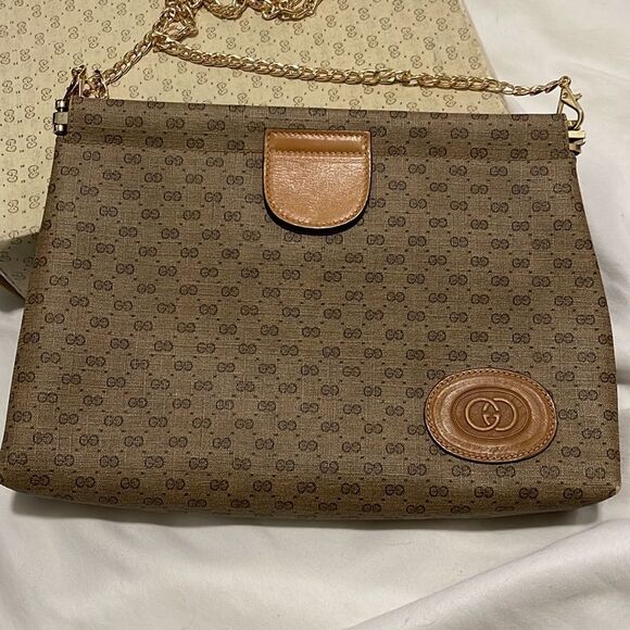 Vintage 1970s Gucci Clutch with Unbranded Converter Chain & Original Box - Picture 2 of 13